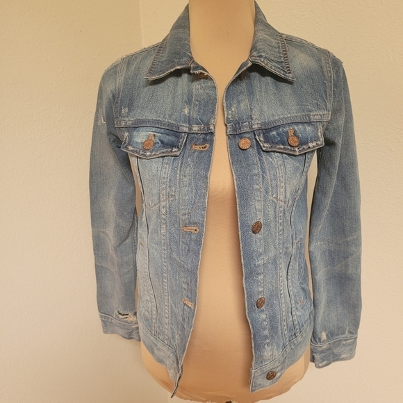 Madewell Distressed Denim Jacket - Picture 1 of 6
